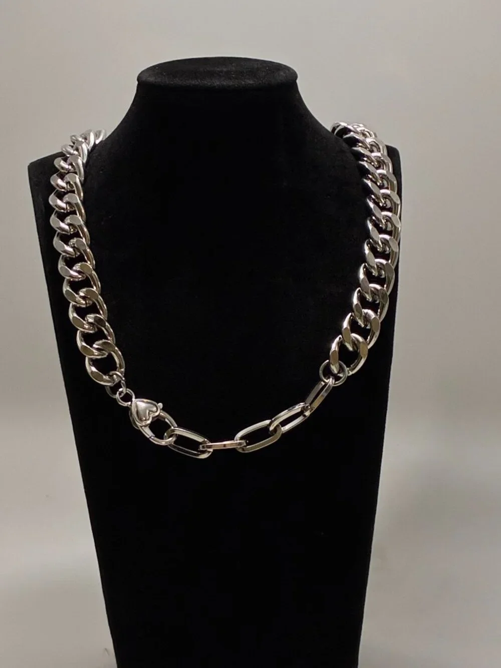 Chunky Silver Leopard Face Curb Chain Statement Necklace Heart Clasp